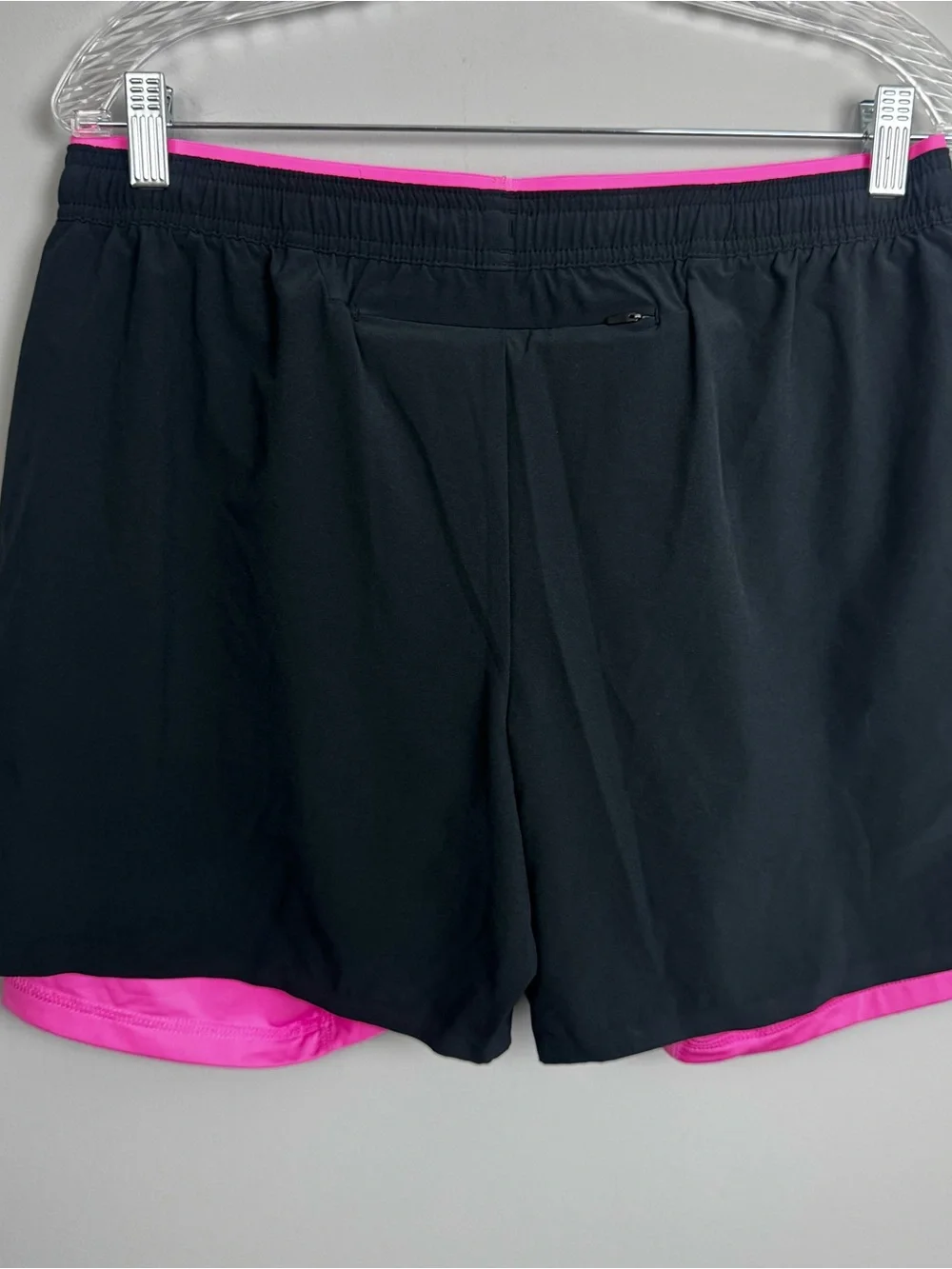 CHUBBIES | The Capes Black & Hot Pink Ultimate Performance Shorts Men’s Size L